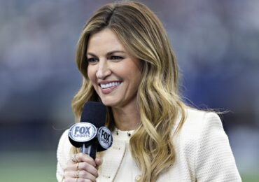 Erin Andrews Body Measurements Height Weight Net Worth Statistics